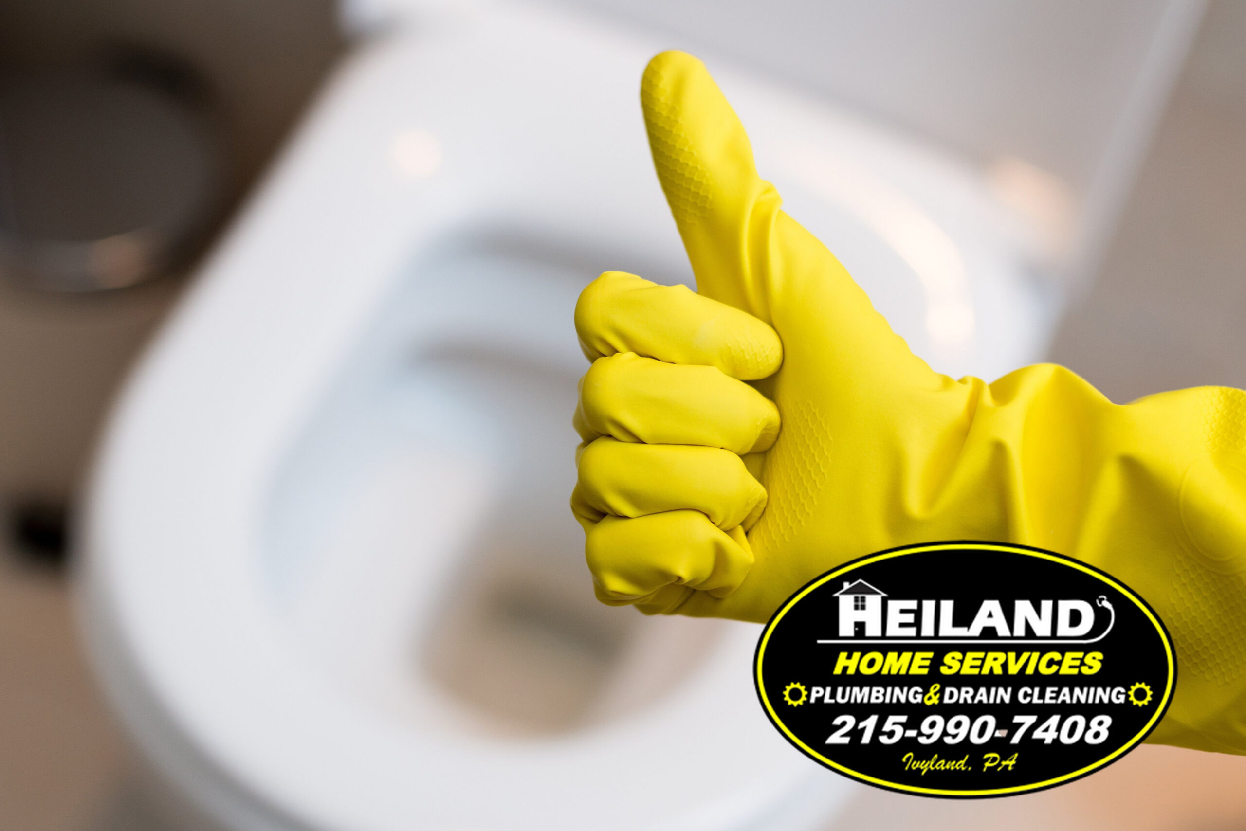 <strong>Toilet Rescue: How to Deep Clean Your Toilet</strong>